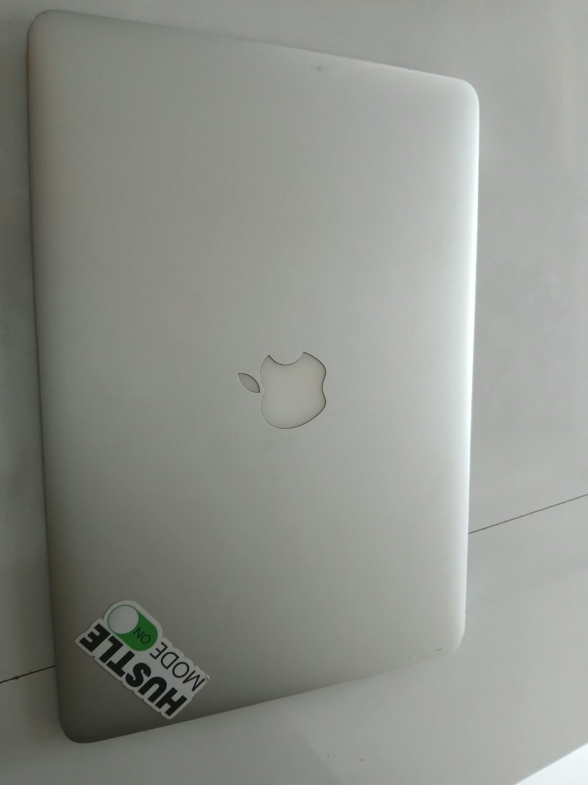 Apple MacBook Air A++ Condition